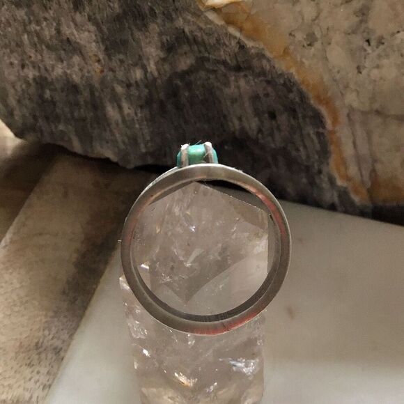 Ring, Sterling Silver and Turquoise Ring, NEW, Handmade, size 7, Kingman Turquoi - Picture 6 of 10